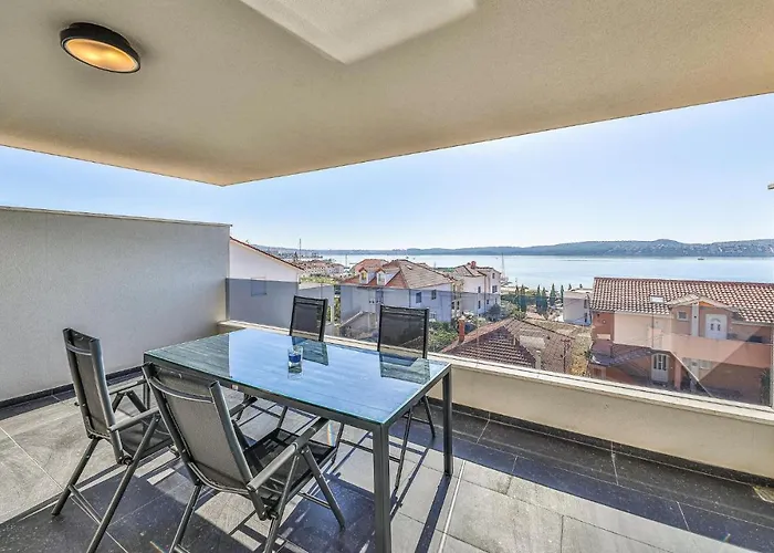 In Seget Donji شقة